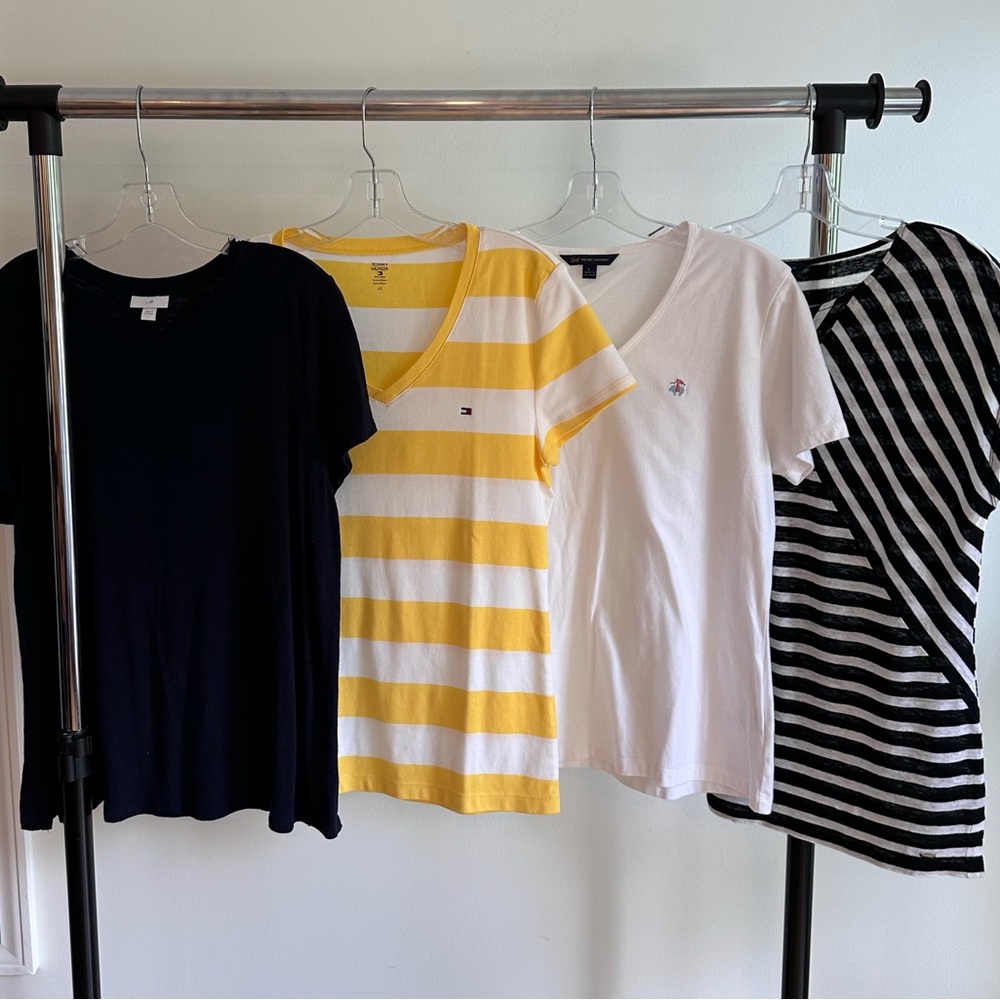 Women’s Tops. Lot of 4. Size L